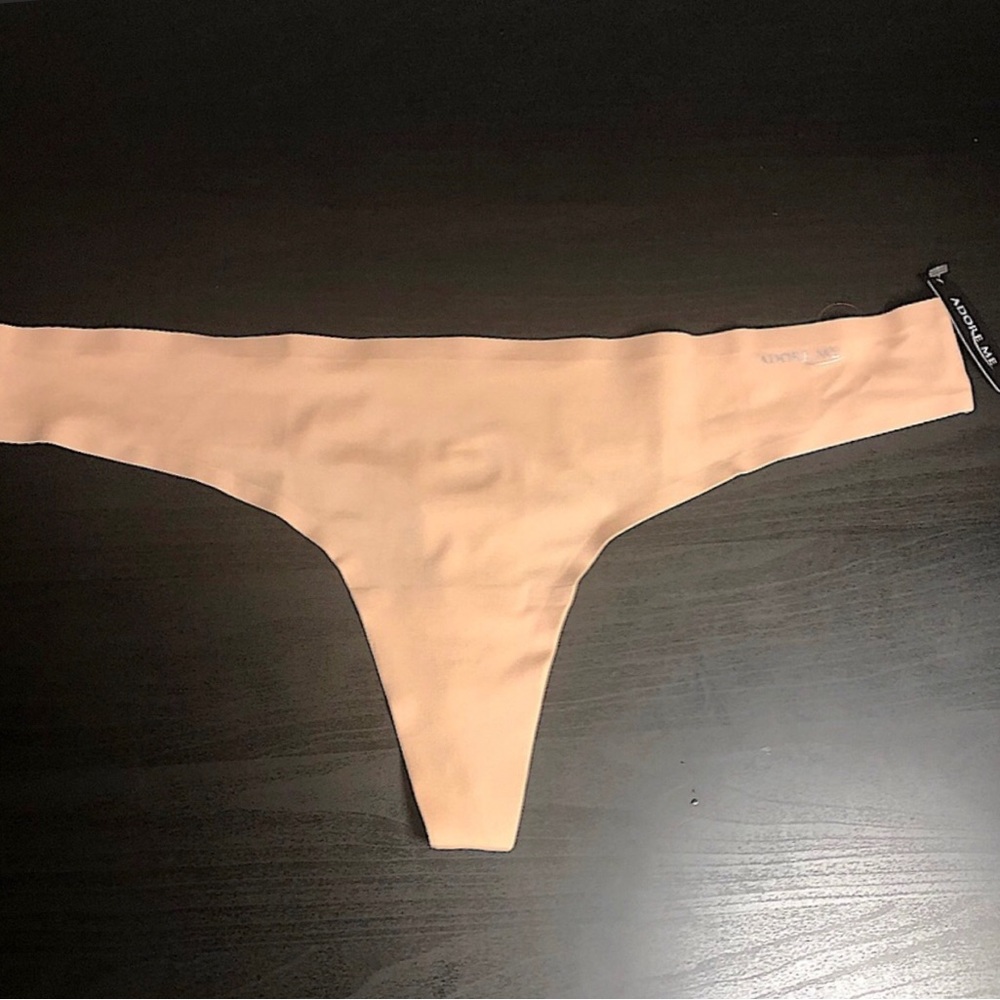 🦚2/$12- Adore Me Tan or Beige Color Seamless Thong Panties- Size XL- NWT